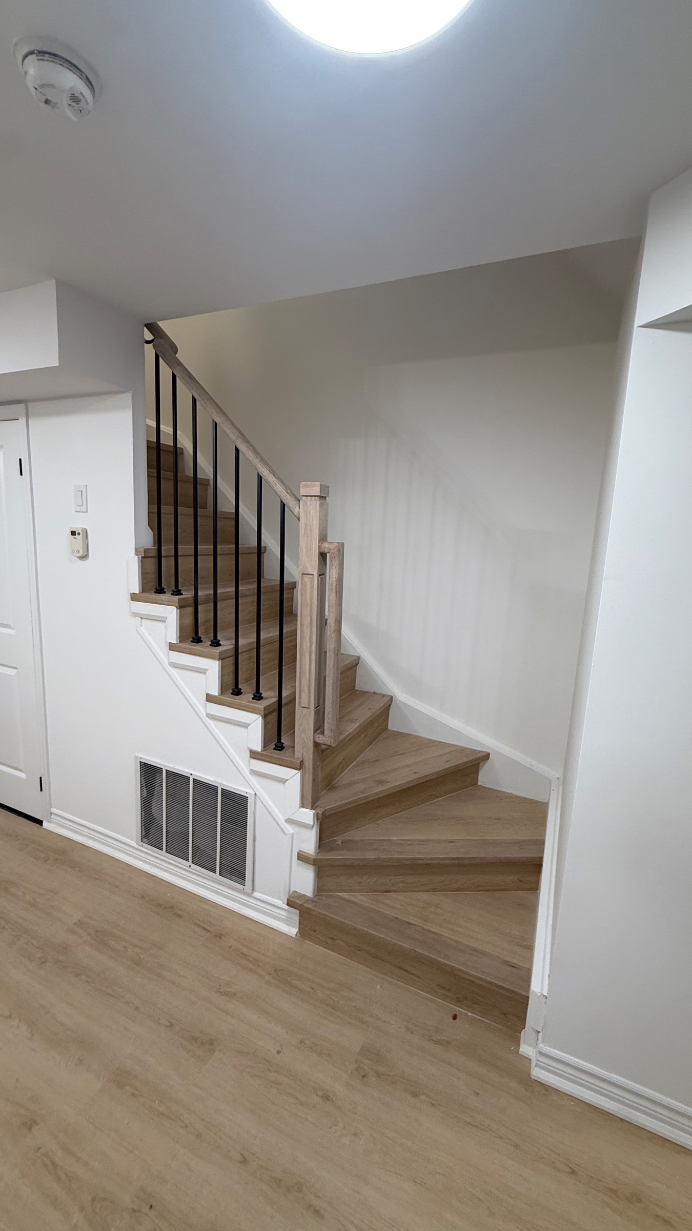 14 Foundry Ave detail 8